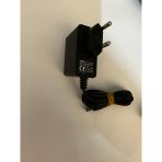 Ful Hd Uydu Cıhazı Adaptorü,12 Volt - 1.5 Amper 5.5-2.5 Uçlu Plastik Kasa Priz Tipi Adaptör
