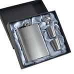 Furforstk Cep şişesi 220 ml şişe, cep şişesi paslanmaz çelik, düz erkek, küçük cep şişesi, iki likör bardağı ve hunili cep şişesi - erkekler için hediye - erkek / nikah şahidi hediyesi