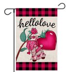 FUYUCHEN Sevgililer Günü Cüceler Bahçe Bayrağı 40,7 x 45,7 cm Çift Taraflı Hello Love Gül Kalp Dışında Buffalo Ekose Çuval Bezi Tatil Yard Dış Mekan Dekorasyonu için