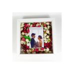 FY Ledli Isim Ve Tarih Hediyeli 25x25x3 Cm 15x10 Fotoğraf Bölümlü Anı Çerçevesi Gül Kutusu Çerçevesi