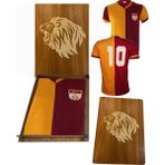 Galatasaray Lisanslı Sarı Kırmızı Aslan Ahşap Kutulu Metin Oktay Forması