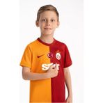 Galatasray Orijinal 23/24 5 Yıldız Parçalı Iç Saha Çocuk Forma - 8 - 10 Yaş - Sarı - Kırmızı