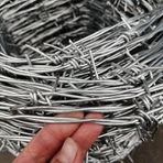 Generisch Galvanizli çelikten yüksek performanslı dikenli tel çit – 130 m uzunluğunda çelik halattan çift sarmal bobinler, dış mekan el işleri için, bahçe koruması ve hayvanlara karşı koruma, kolay