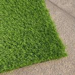 Generisch Suni çim halı – 2 cm kalınlığında kauçuk arka yüzey, bahçe, teras, balkon, köpek yürüyüşü ve peyzaj tasarımı için – hava koşullarına dayanıklı, kolay temizlenir ve bakımı kolaydır