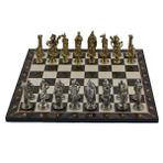Gift Home Büyük Boy Metal İngiliz 43x43 cm Satranç Takımı Parlak ve Katlanır Ceviz Desenli MDF Satranç Tahtası