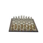 Gift Home Metal Satranç Takımı Battal İspanyol Parlak Sedef Desenli Satranç Tahtası