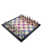 Gift Home Metal Satranç Takımı Orta Roma Figürlü Antik Taş ve Bahar Desenli Satranç Tahtası