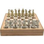 Gifthome Büyük Boy Metal Ingiliz Satranç Takımı Parlak ve Rustik Desenli Sandıklı Mdf TAHTASI(36X36X6 Cm.)