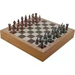 Gifthome Orta Boy Metal İngiliz Satranç Takımı Antik Rustik Desenli Sandıklı Mdf Tahtası (36X36x6 Cm.)