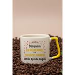 giftkonsept Dünyanın En Mükemmel Annesi Eylülde Doğdu Baskılı Doğum Günü Hediyelik Sarı/Kırmızı Kulplu Kupa, QBLK8258