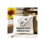 giftkonsept Güzelin Miyim Gerçekten Baskılı Eş Sevgili Arkadaş Hediyelik Elyaf Dolgulu Dekoratif Yastık, QBY1146