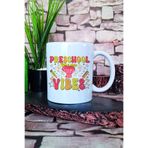 giftkonsept Preschool Vibes Baskılı Okul Öncesi Öğretmeni Hediyelik Baskılı Çay Kahve Sunum Kupa Bardak, QBM5653