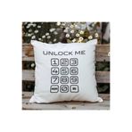 giftkonsept Unlock Me Baskılı Hediyelik Elyaf Saten Dekoratif Yastık 28x28 cm, QBY1331