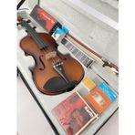 Gmc Musıc Store Vivaldi Vl905-4/4 Full Keman Seti (Yastık, Susturucu, Akort Aleti, Yedek Tel, Klavye Sticker)