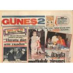 Gökçe Koleksiyon Güneş Gazetesi 2 Eki 4 Mart 1986 - Türkan Şoray, Cihan Ünal ve Kızı Yağmur, Müzeyyen Senar, Harika Avcı Renkli Fotoroman GZ126508