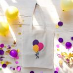 Göksunun İzi - El Yapımı Renkli Balon Figürlü Punch Bez Çanta – Mor, Sarı Ve Pembe Balon Desenli Bez Omuz Çantası - Açık Bej