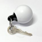 Goldsea Batmaz Anahtarlık Balon Usturmaça Modeli 6 x 4.5 cm Beyaz