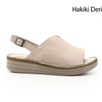 GÖNDERİ(R) Kadın Bej Dolgu Topuk Hakiki Deri Comfort Sandalet
