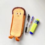 GongtuShop B2 Stili Komik Ekmek Sevimli Kalem Kutusu Peluş Yaratıcı Kalem Çantası Okul Kırtasiye Çantası Çocuk Kalem Kutusu Ödüller Hediyeler Öğrenci Kalem Kutuları (Yurt Dışından) - Beyaz