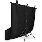Green Akdeniz T Stand Siyah Fon - Black Salamander