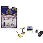 Greenlight 1/64 Auto Body Shop - Shop Tool Accessories Series 6 - Mr. Norm's Solid Pack