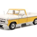 GreenLight Ford F-100 Pickup W/ Deluxe Bed Cover 1:18 Model Araba