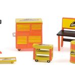 GreenLight Hobby Exclusive 16080-A Auto Body Shop - Shop Tool Accessories Series 4 - Armor All 1:64 Scale