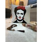 Gri Boncuk Punch işleme kırlent kılıfı frida desen