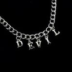 Gri Devil Yazılı Harfli 45 cm Zincirli Hediyelik Bayan Kolye Takı
