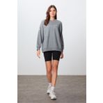 Gri Melanj Kompakt Pamuklu Kalın Pürüzsüz Dokulu O Yaka Oversize Fit Kadın Sweatshirt - 97288