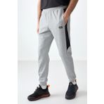 Gri Melanj Yüzeyi Dokulu Standart Fit Nakışlı Erkek Eşofman Alt - 82126