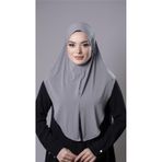 Gri Pratik Hazır Geçmeli Tesettür Eşarp Sandy Kumaş Yırtmaçlı Düz Hijab 2310_15