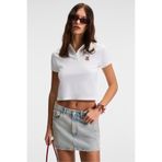 GRIMELANGE SOLVIA Kadın Polo Yaka Patlı Düğmeli Kısa Kollu Önde Nakış Detaylı Crop Beyaz T-Shirt