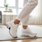 Guja 25Y300-13 Gizli Dolgu Yüksek Taban Taşlı Spor Ayakkabı - Beyaz