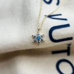 Gümüş Kolye - Ortası Firuze (Turkuaz) Taşlı Çiçek Tasarımlı Nano Has Taşlı 925 Ayar Gümüş Kolye