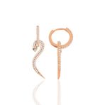 Gümüş rose zirkon taşlı 14 mm halkalı tasarım yılan küpe