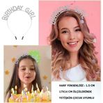 Güvenle Al Kristal Taşlı Gümüş Birthday Girl Yazılı Doğum Günü Parti Tacı 19x11 cm (4745)