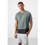 Haki Polyester Nefes Alan Dokulu İnce Esnek Standart Fit Erkek Performans T-Shirt - 88383