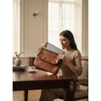 Hakiki Deri Laptop Çantası – Modern ve Yenilikçi Tasarım - Kahverengi