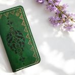 Hakiki El Yapımı Deri Cüzdan, Organik Tabaklama, Elde Dikişi, Türk Hurma Yaprağı Motifli Deri Cüzdan, 8 Bölmeli Yeşil Deri Kartlık