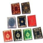 HANABASS 9 Adet Çocuklar oyunculuk oyuncak dollhouse El Oyuncakları Oyuncak Kitap mini kitap dekorasyonu mini çalışma odası aksesuarları minyatür bebek evi minyatür İncil Kağıt