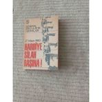 Harbıye Sılah Basına General Sitki Ulay'ın 27 Mayıs 1960 Askeri Darbesiyle Ilgili Anılarını Içeren Bu Kitap, Harp Okulu Öğrencilerine SESLENIYOR.1968 Basım Cok Temiz Kondisyonda