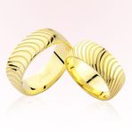 Harem Altın 6703 Sarı Desenli Altın Alyans