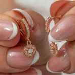 Harem Altın Gümüş Sallantılı Rose Minimal Çiçek Kadın Küpe