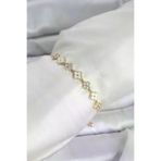HarmonyAura P219694S9813 Gold Renk Zirkon Taşlı Sıralı Yonca Model Asansörlü Kadın Bileklik