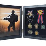 Hatıra Vitrini,Madalya Ekran CaseFrame,Pins Toplayıcı Vitrin,Pin Vitrin,Askeri Rozetler Madalya Etiketleri Yamalar için 8.8x10.8 Yaka Pin Ekran Kutusu,Takı Pimleri,Dev Pins,Insignia Şeritleri