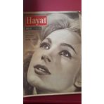Hayat Haftalık Mecmua * 18 Kasım 1960 *Yıl: 5-Cilt: Iı-Sayı: 47 / Orta Sayfalarda Atatürk Haftası Münasebetiyle Atatürk Albümü