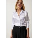 hazelin Kadın Beyaz Tesettür Küçük ve Büyük Bedenler Hafif Dökümlü Saten Yüzeyli Gömlek HZL25W-BD139641