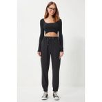 Hazelin Kadın Siyah Cepli Kordon Kemerli Jogger Eşofman Pantolon HZL25W-BD166741