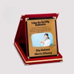 Hediye Vakti Kişiye Özel Diş Hekimi Plaketi – Yılın En Iyi Diş Doktoru Kadife Kutulu Teşekkür Ödülü - Çok Renkli - Standart